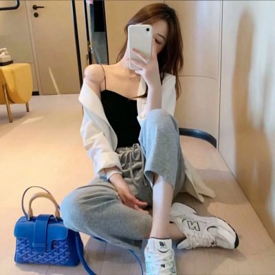 钱信伊:亚洲笑星闹美国